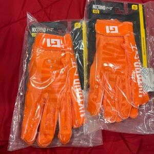 2 sets of kids football gloves